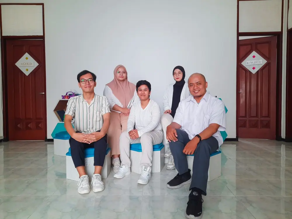 Tutor Bahasa Inggris